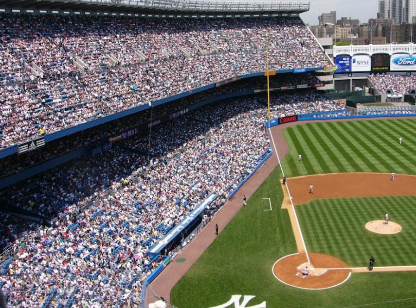 야구: 열정과 전략이 어우러진 스포츠
